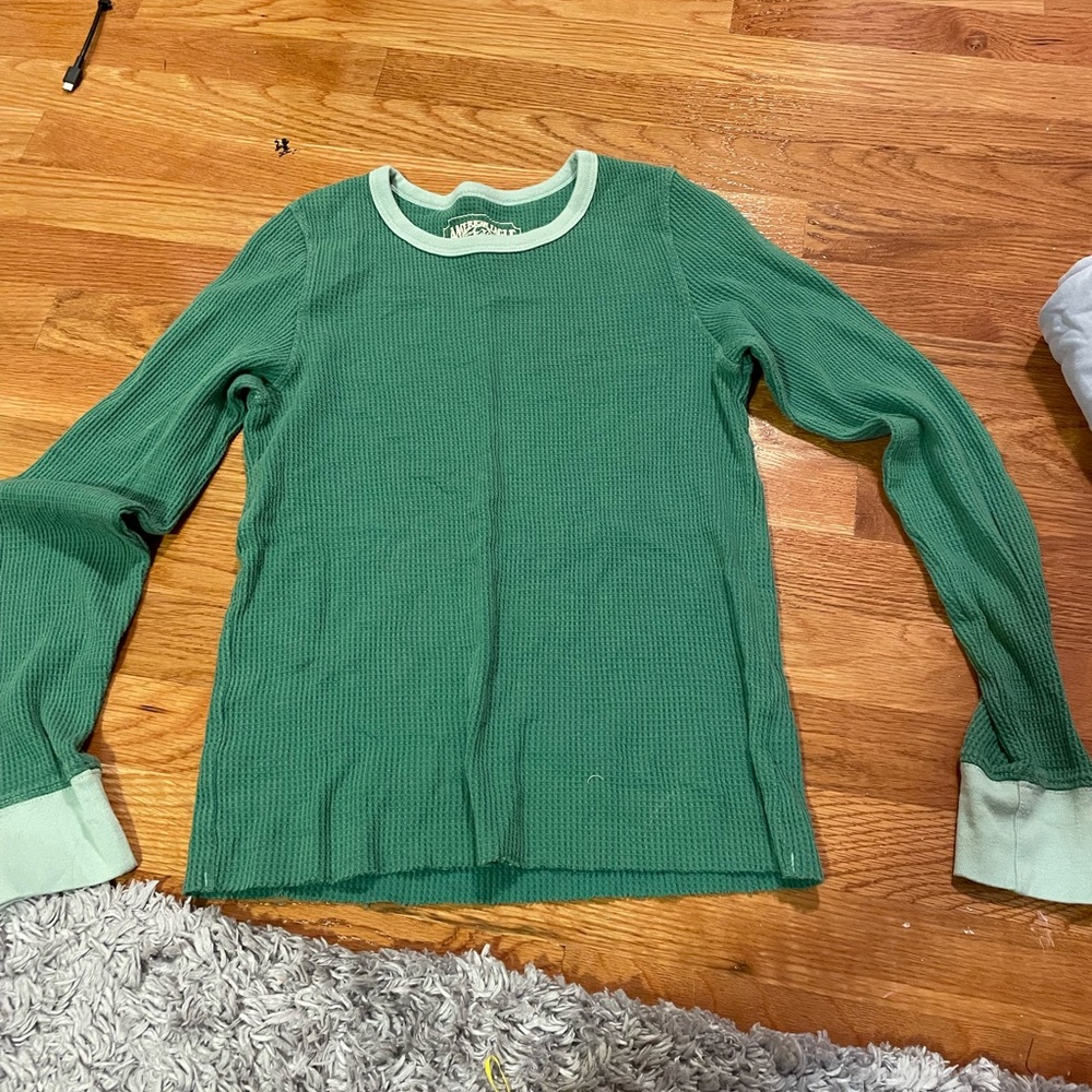 American Eagle waffle shirt